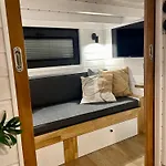 Tiny Silent House *
